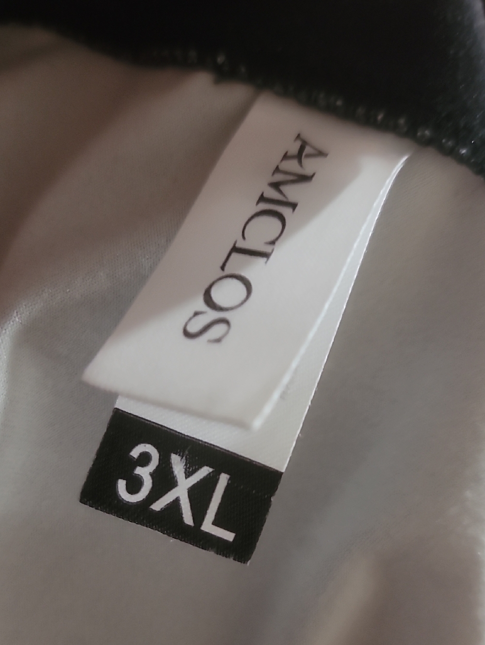 AMCLOS 3XL White and Black Label Top